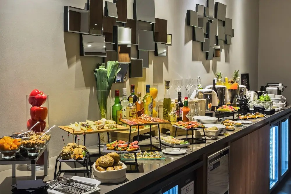 هتل ملیا پاریس لا دفنس کوربووی